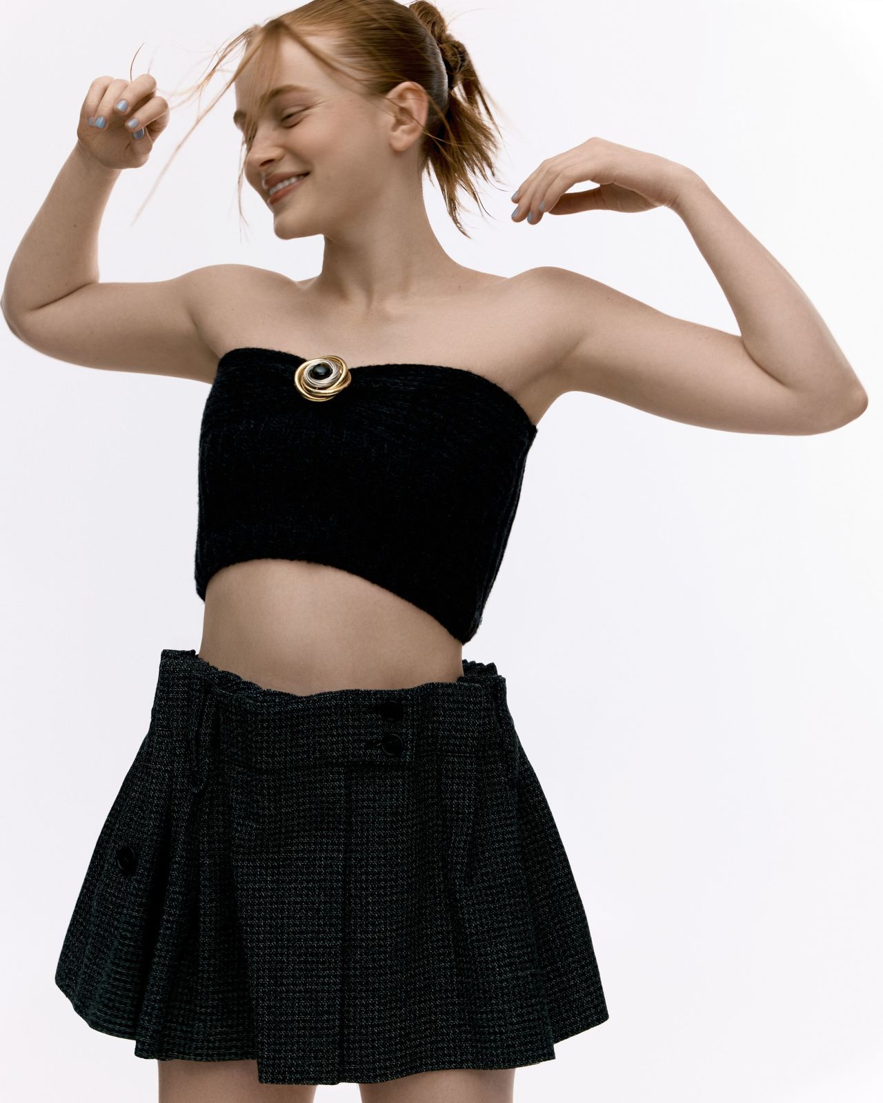 sadie-sink-for-glamour-usa-november-2025-by-arseny-jabiev-9