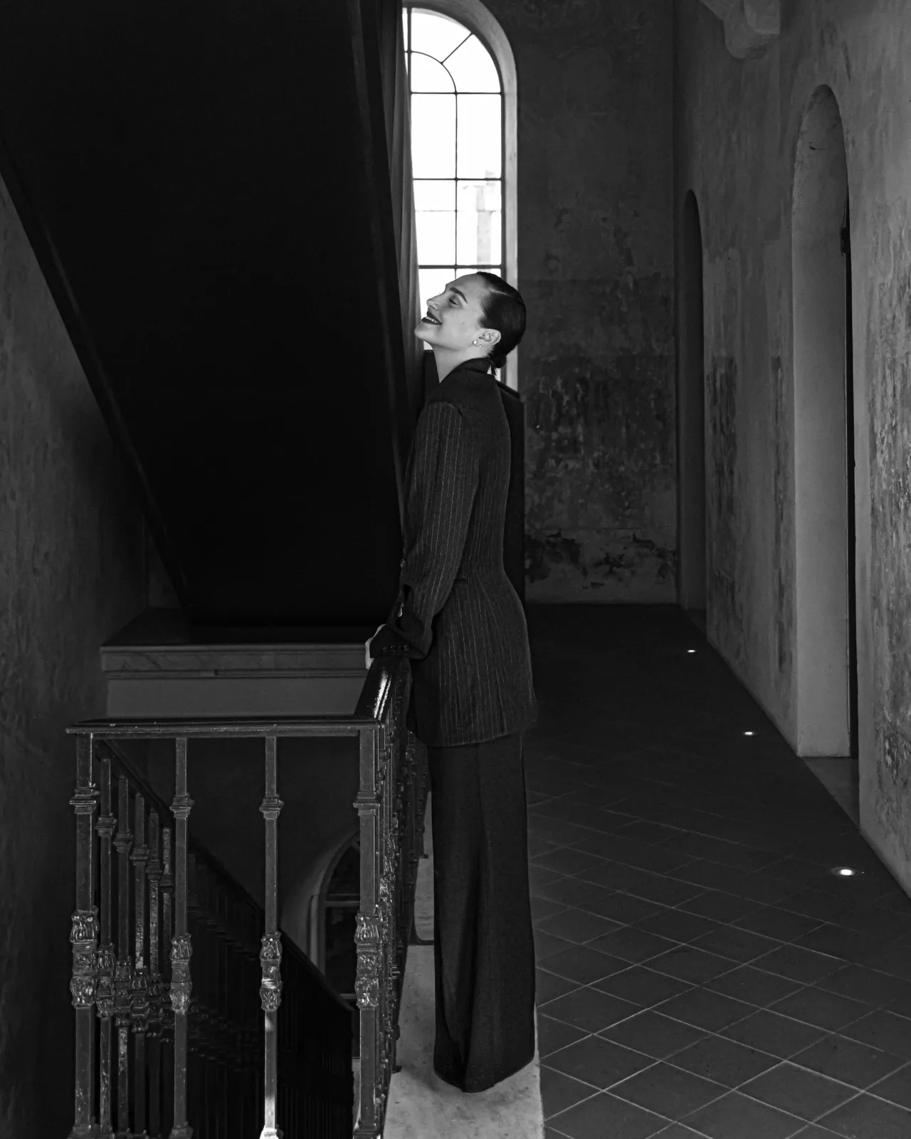 gal-gadot-in-three-editorial-looks-for-modern-luxury-manhattan-september-2026-4